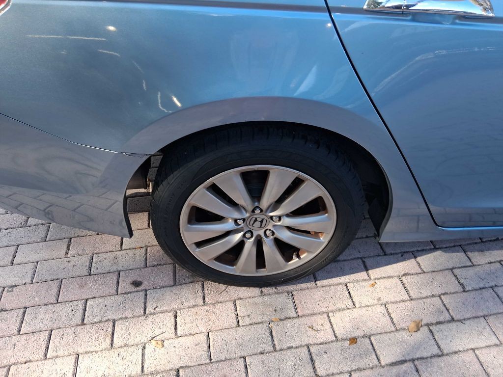 2012 Honda Accord Image 8