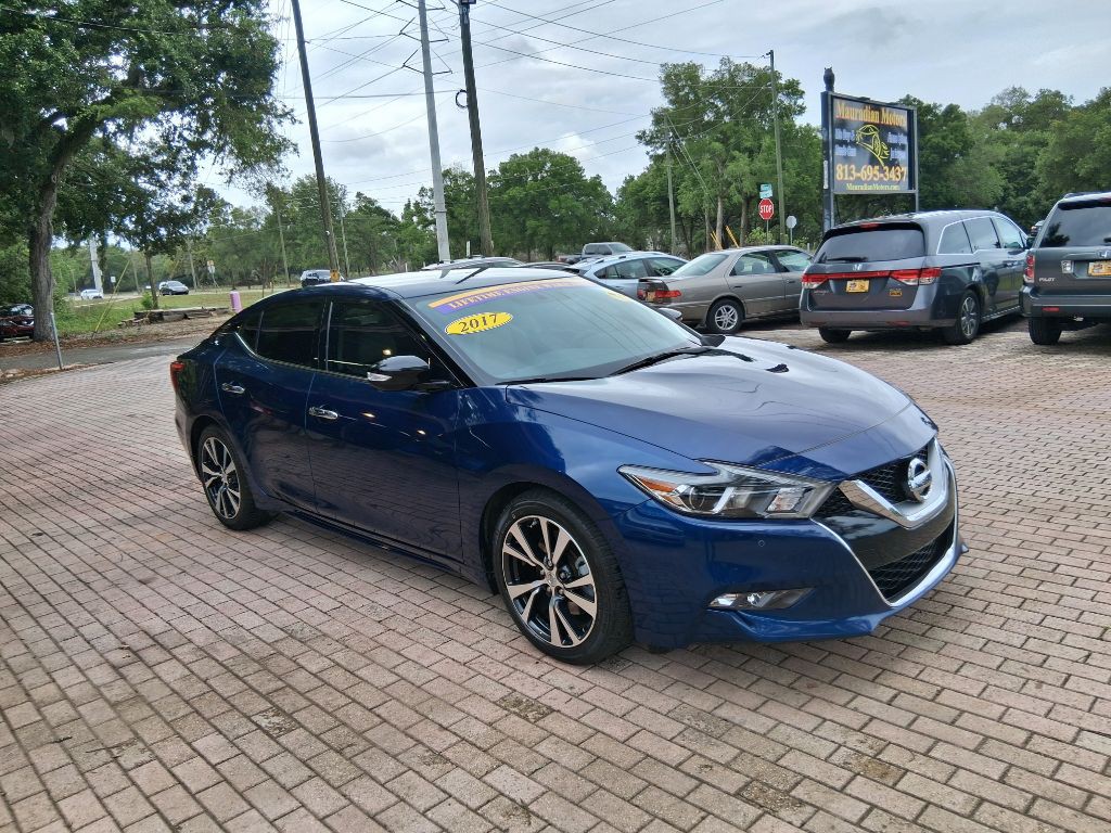 2017 Nissan Maxima Image 1