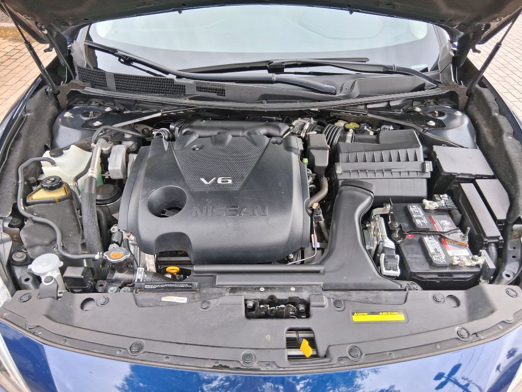 2017 Nissan Maxima Image 3