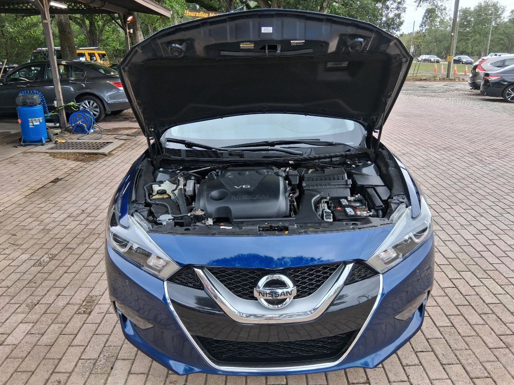 2017 Nissan Maxima Image 4