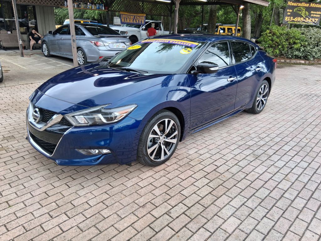 2017 Nissan Maxima Image 5
