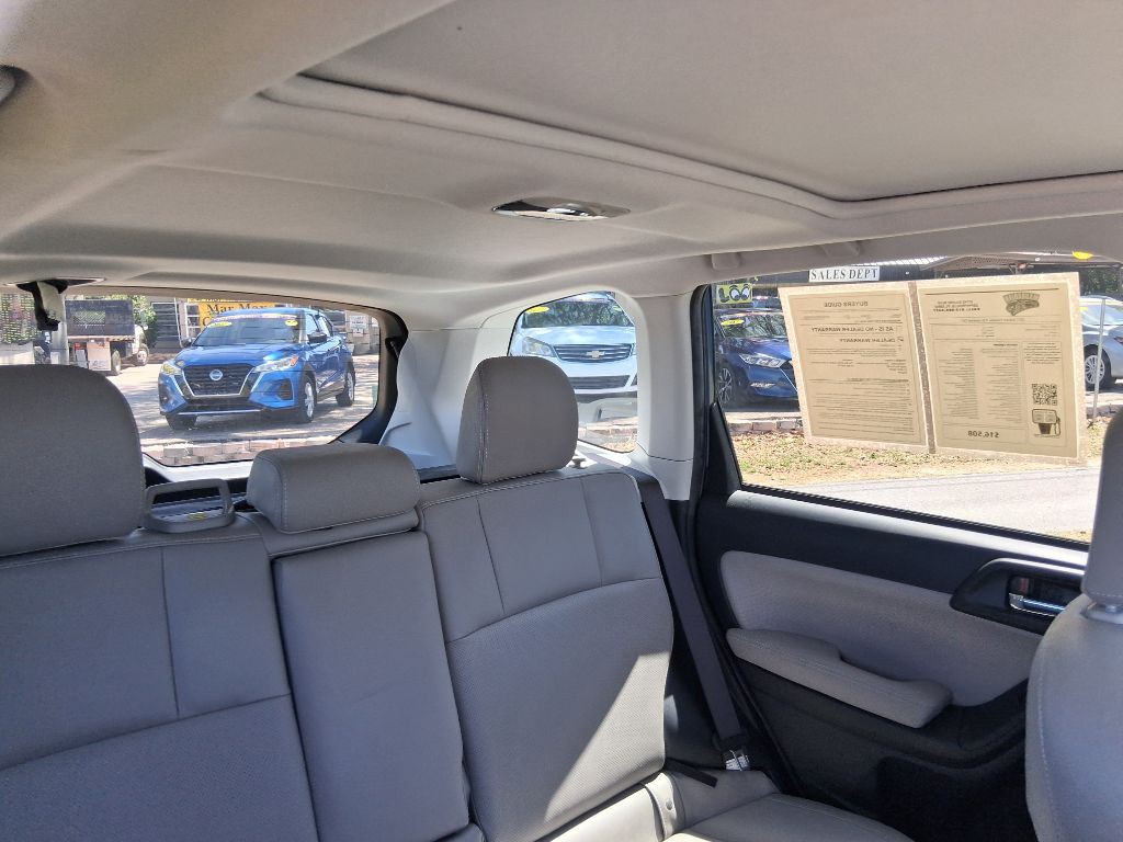2017 Subaru Forester Image 24