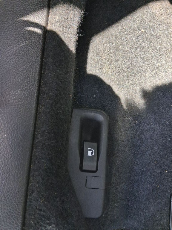 2017 Subaru Forester Image 35