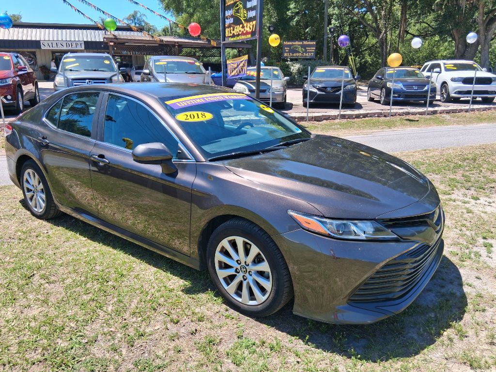 2018 Toyota Camry Image 1