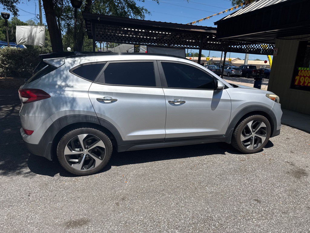 2016 Hyundai Tucson Image 6
