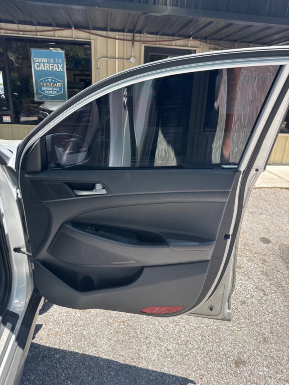 2016 Hyundai Tucson Image 16