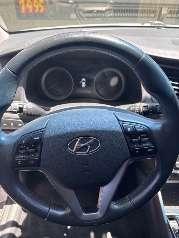 2016 Hyundai Tucson Image 25