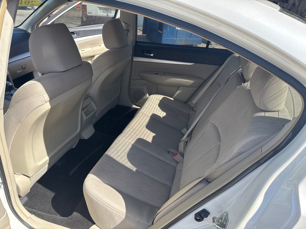 2013 Subaru Legacy Image 20
