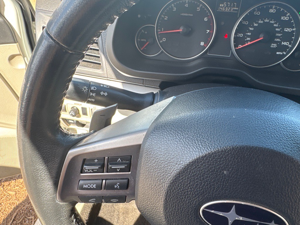 2013 Subaru Legacy Image 34