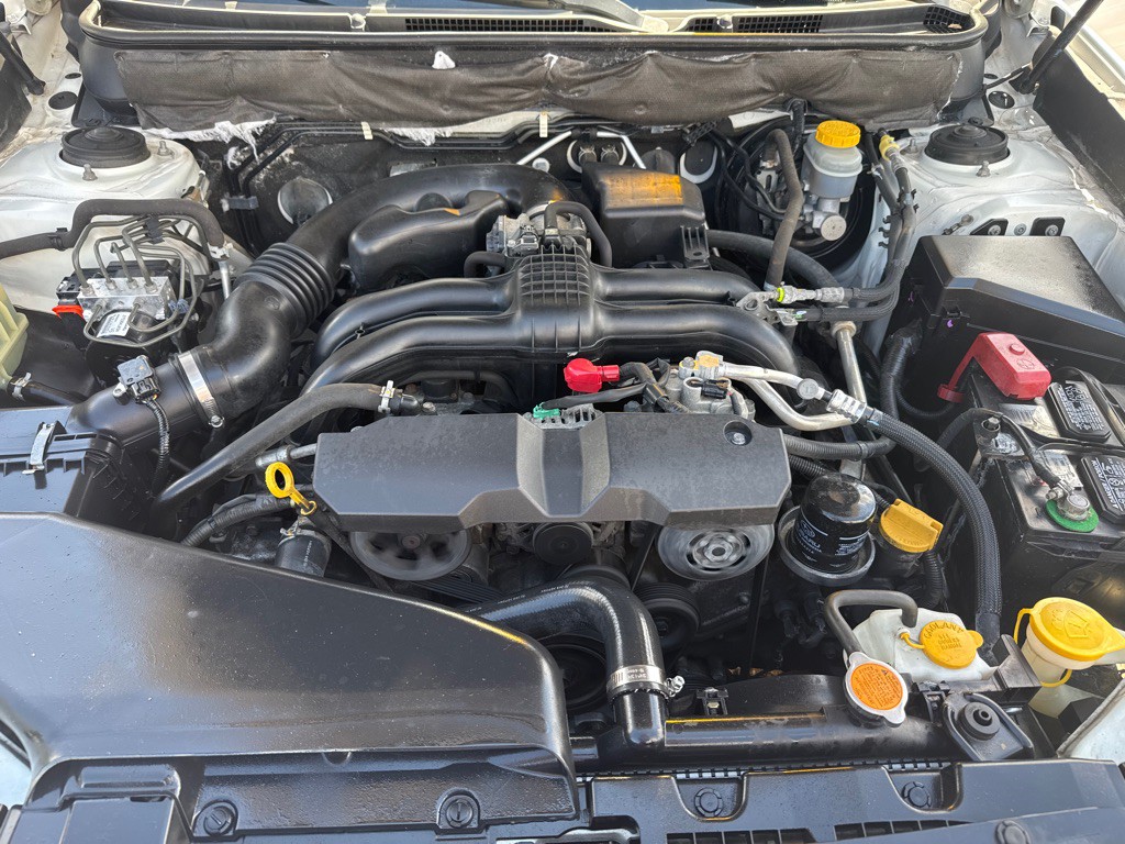2013 Subaru Legacy Image 36