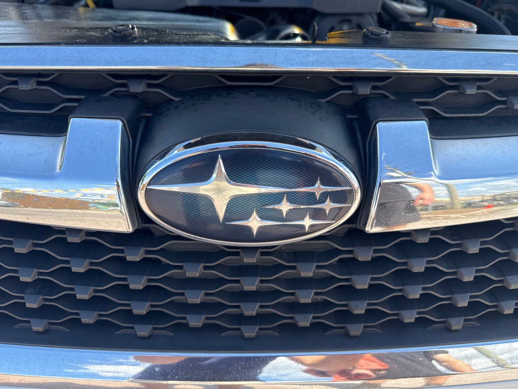 2013 Subaru Legacy Image 37