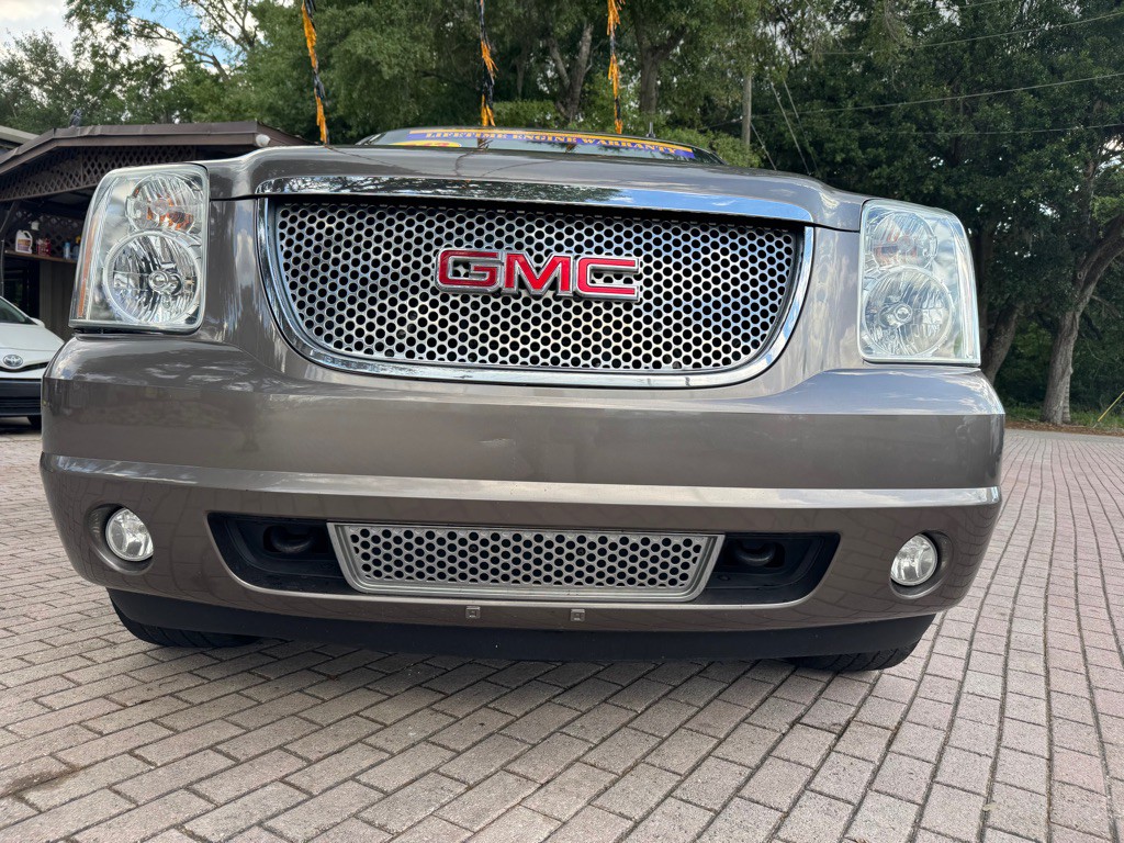 2013 GMC Yukon Image 3