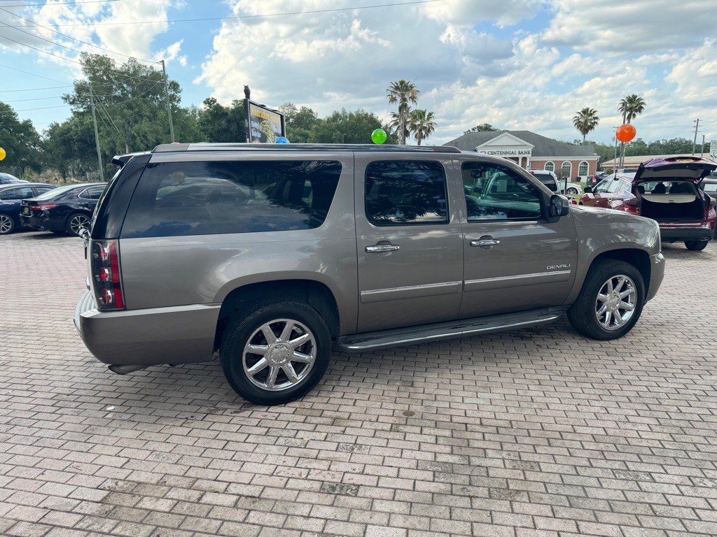2013 GMC Yukon Image 9