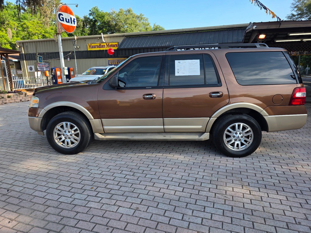 2011 Ford Expedition Image 6
