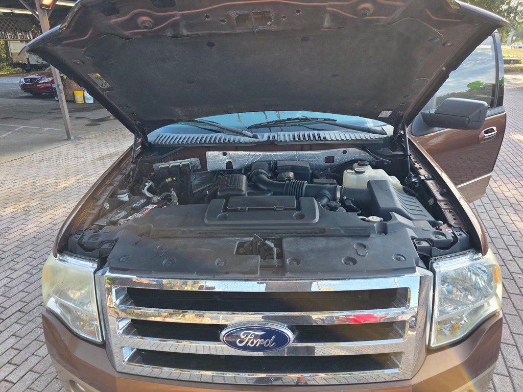 2011 Ford Expedition Image 26