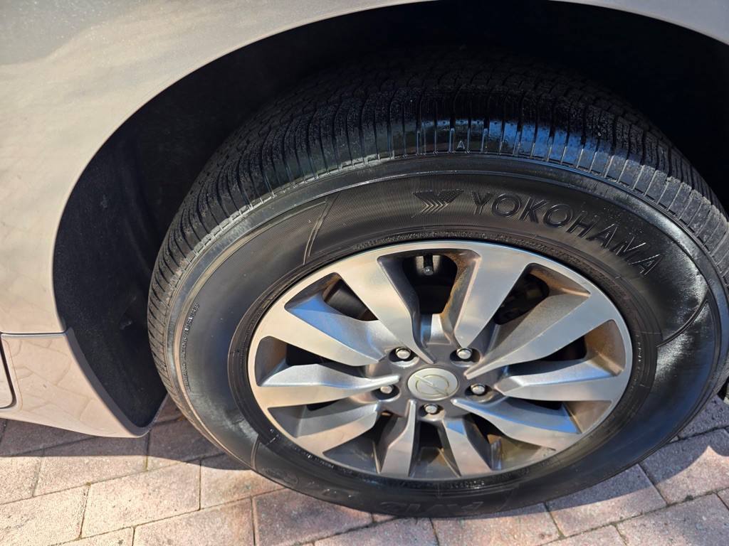 2019 Chrysler Pacifica Image 8