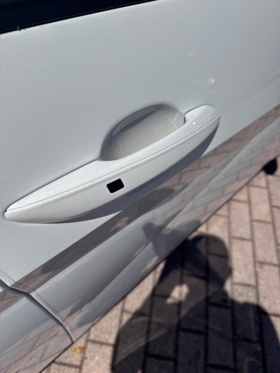 2025 Hyundai Elantra Image 18