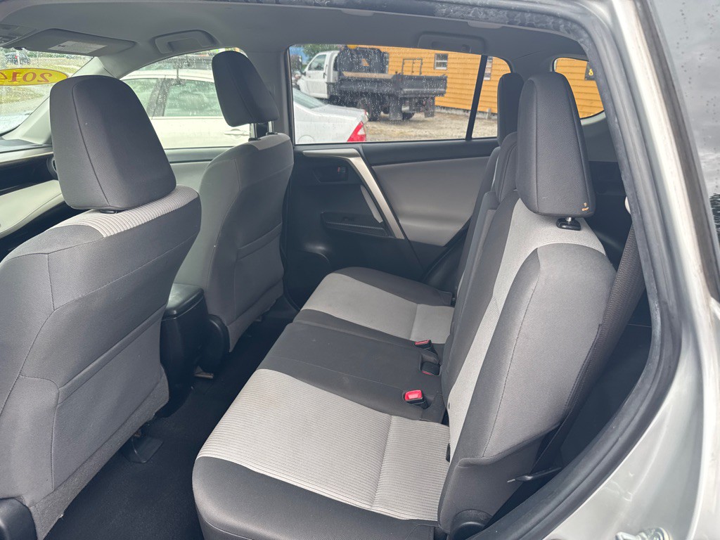 2014 Toyota Rav4 Image 10