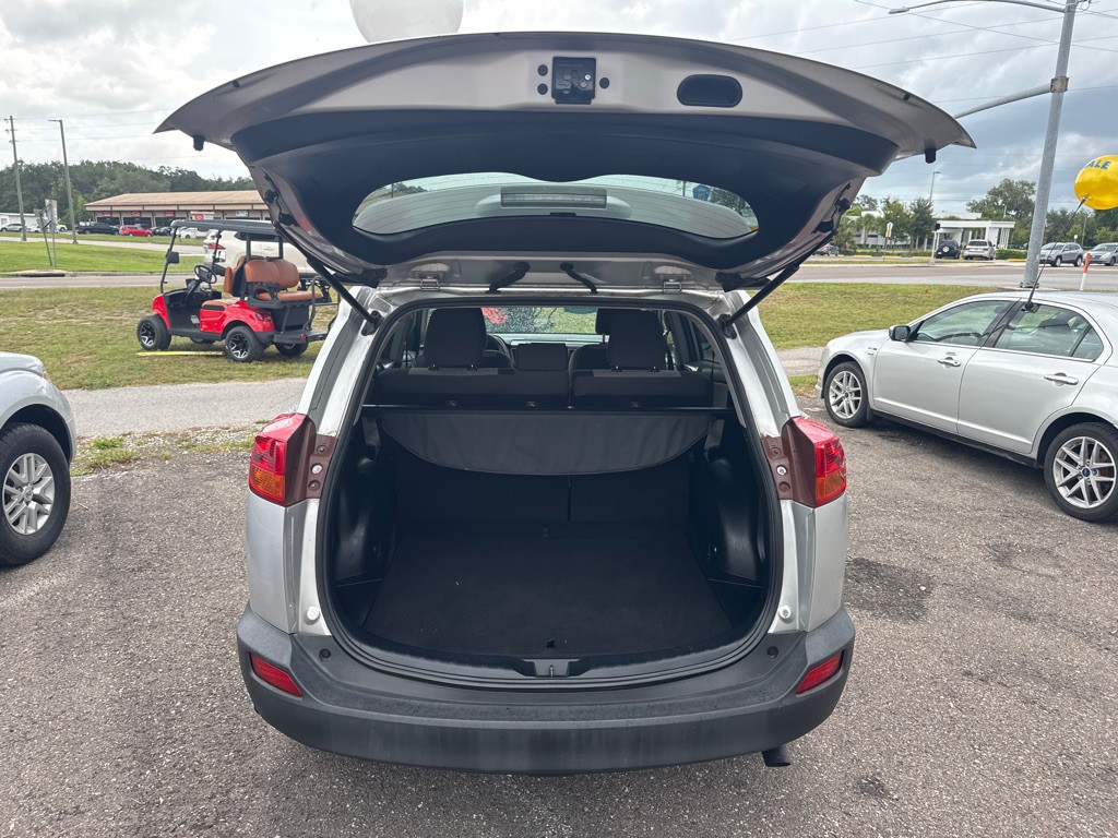 2014 Toyota Rav4 Image 12