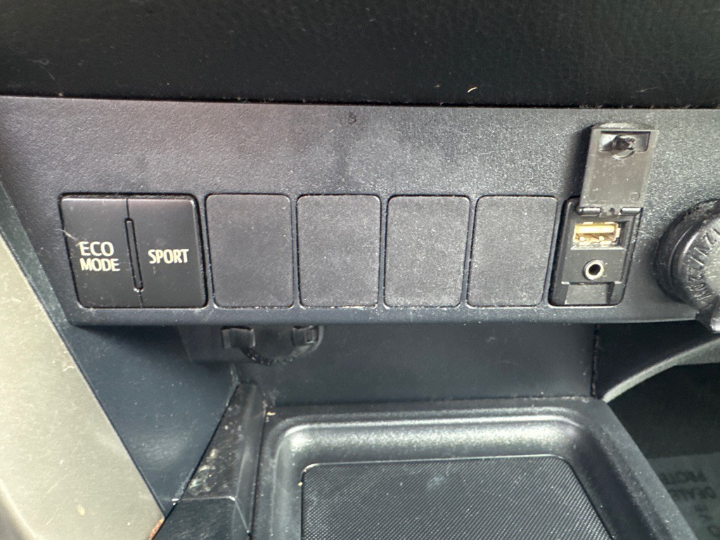 2014 Toyota Rav4 Image 20