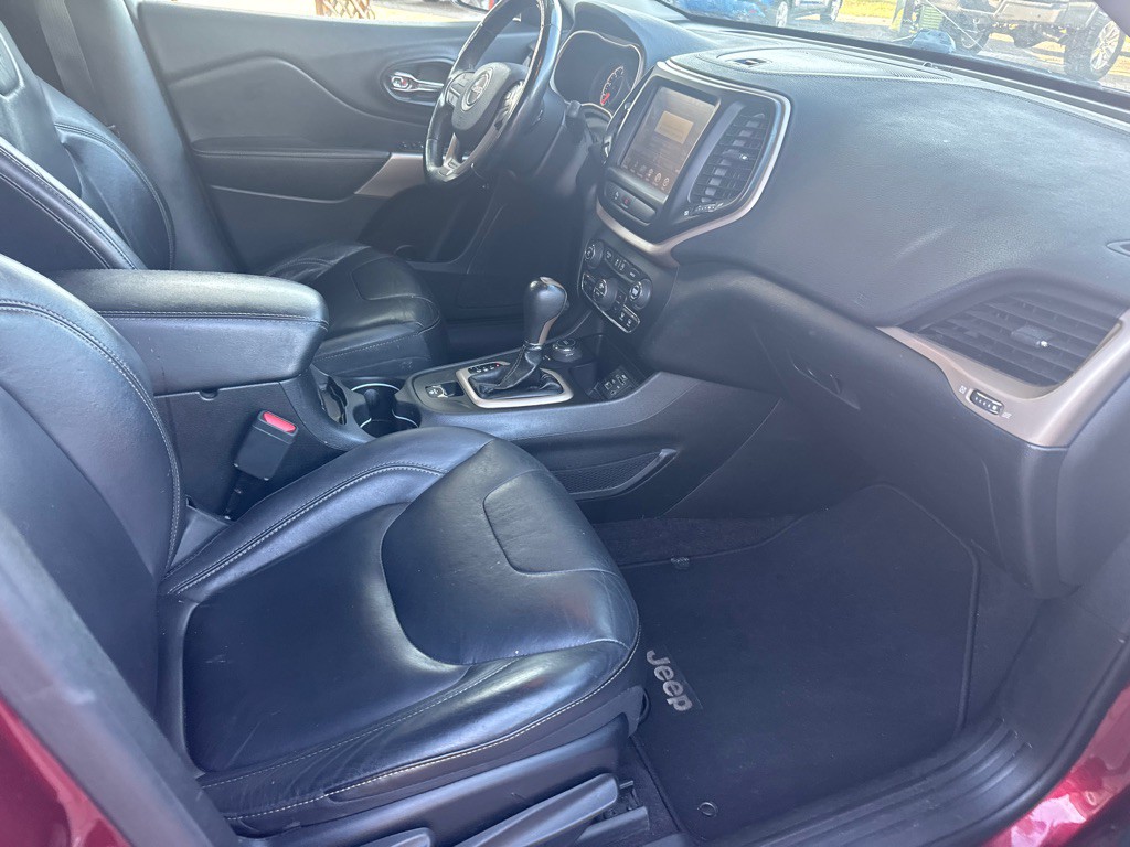 2018 Jeep Cherokee Image 8