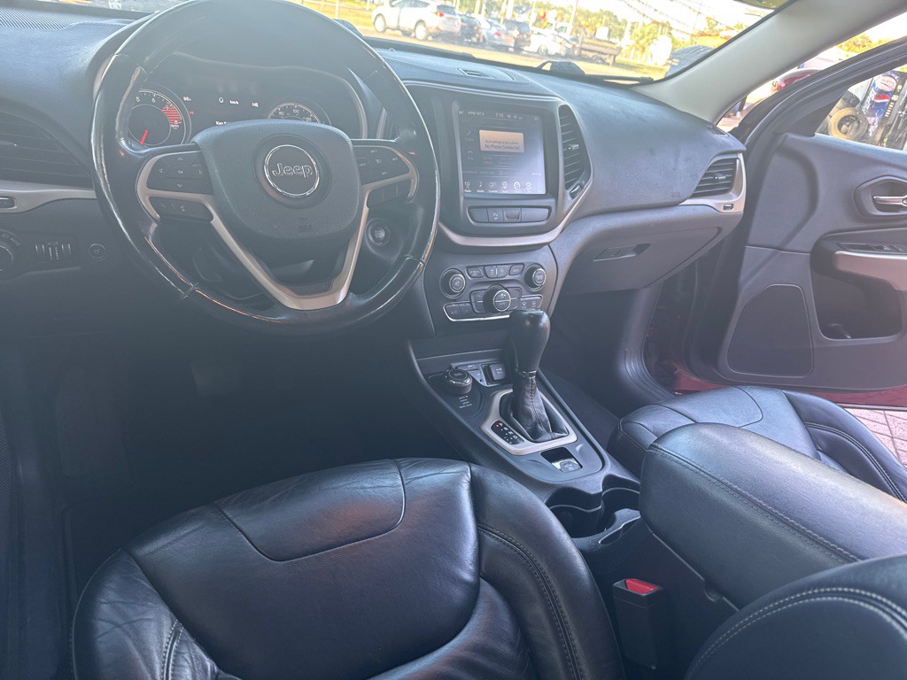 2018 Jeep Cherokee Image 13