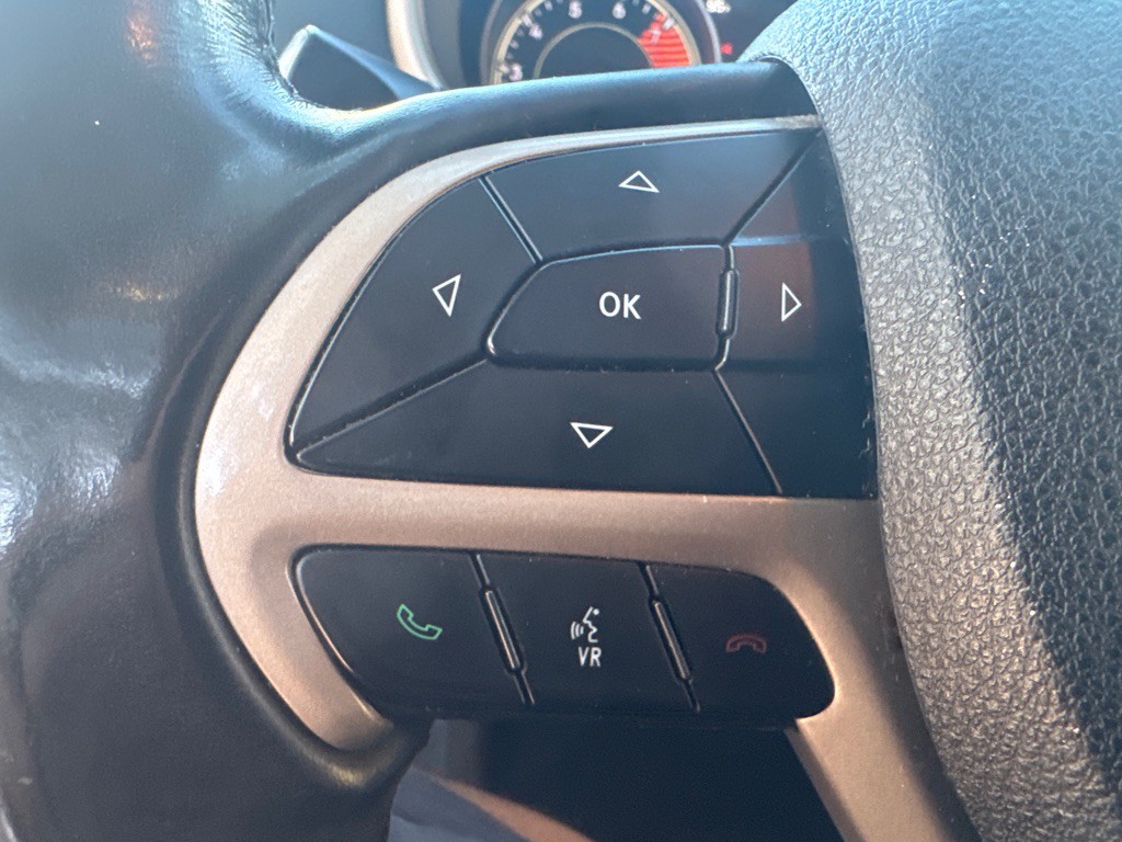 2018 Jeep Cherokee Image 20