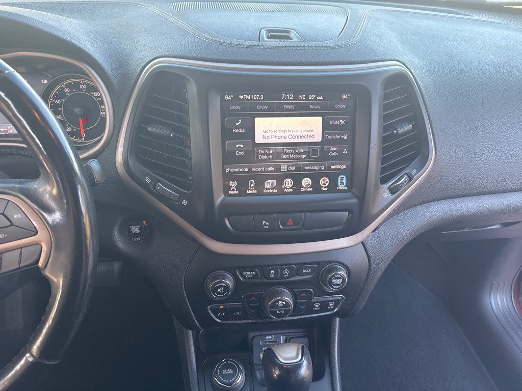 2018 Jeep Cherokee Image 23