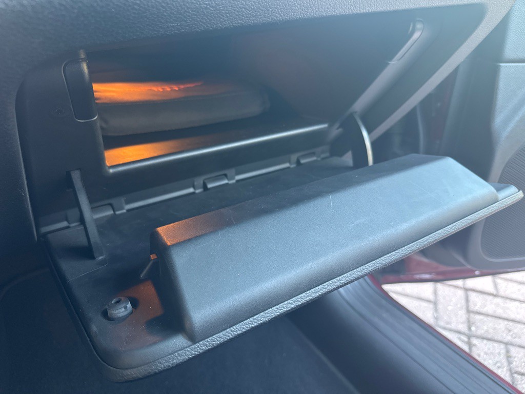 2018 Jeep Cherokee Image 25