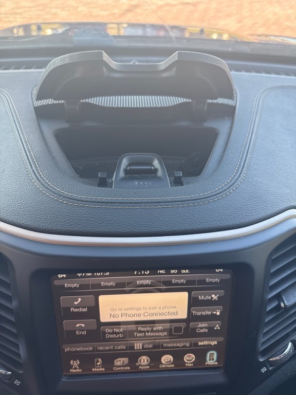 2018 Jeep Cherokee Image 28