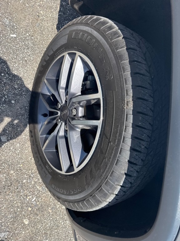 2019 Jeep Grand Cherokee Image 9