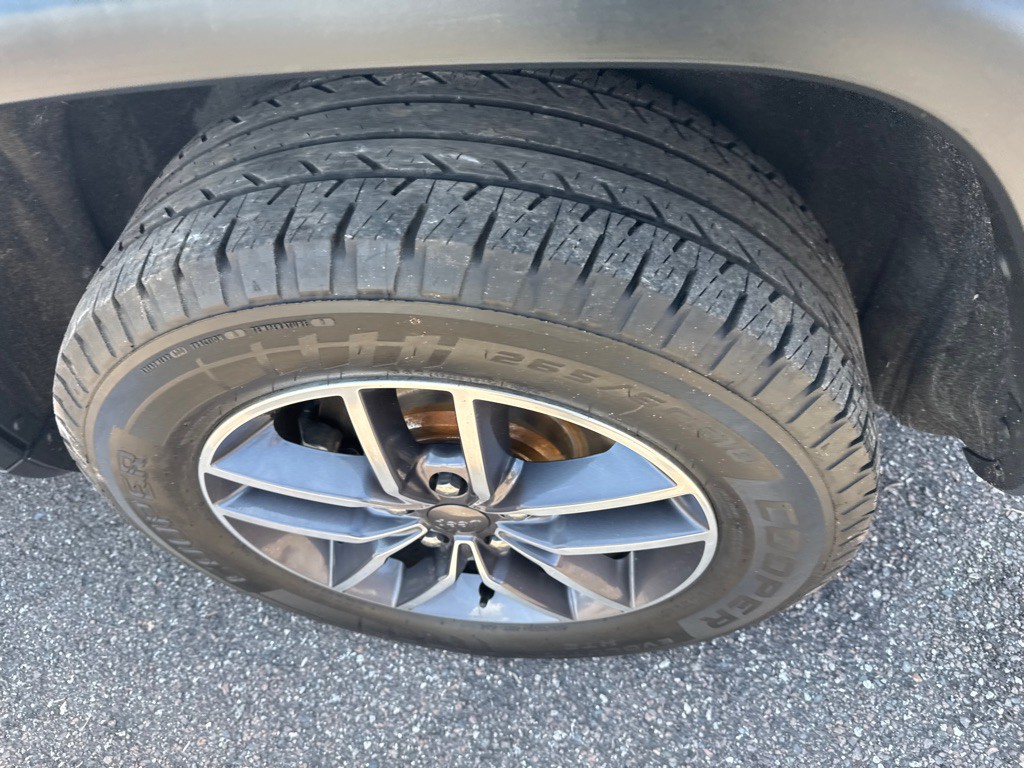 2019 Jeep Grand Cherokee Image 11