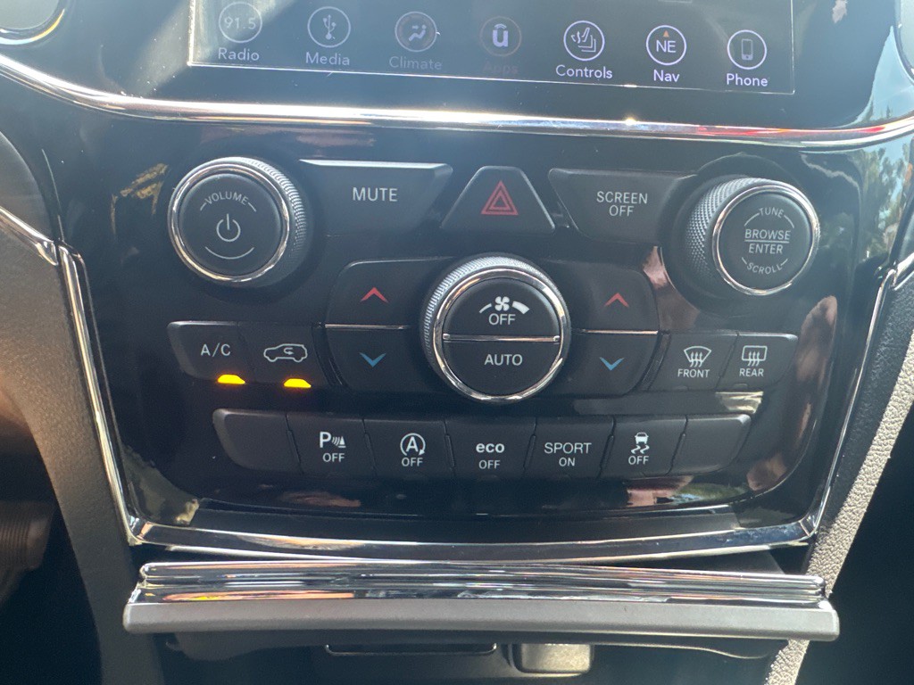 2019 Jeep Grand Cherokee Image 33