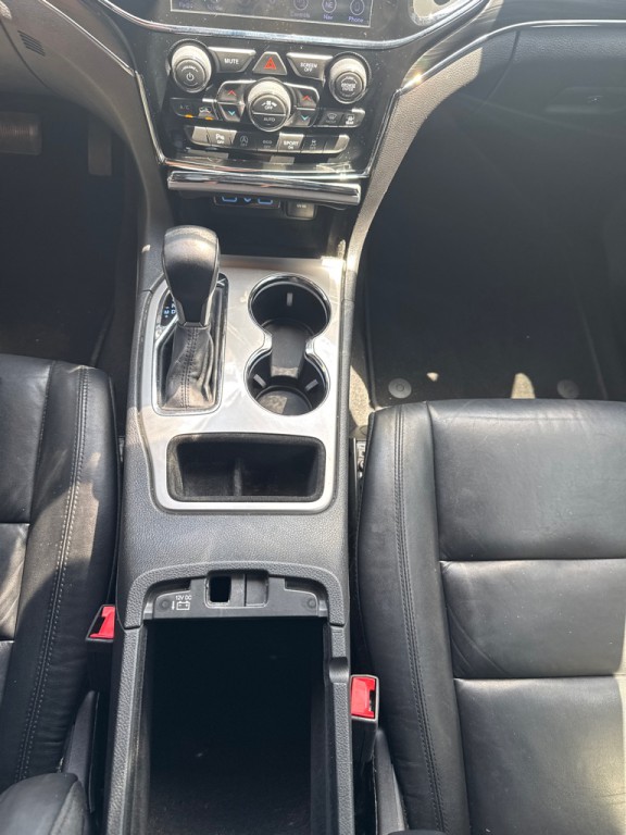 2019 Jeep Grand Cherokee Image 34