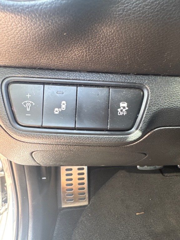 2023 Kia Forte Image 28