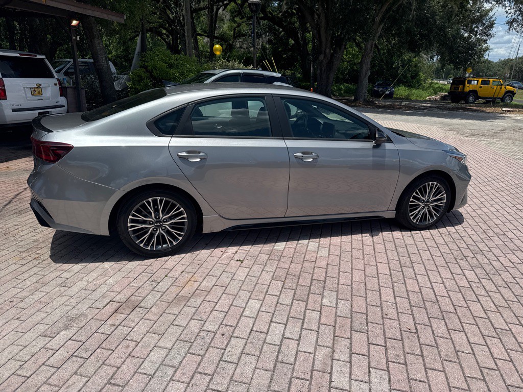 2023 Kia Forte Image 8