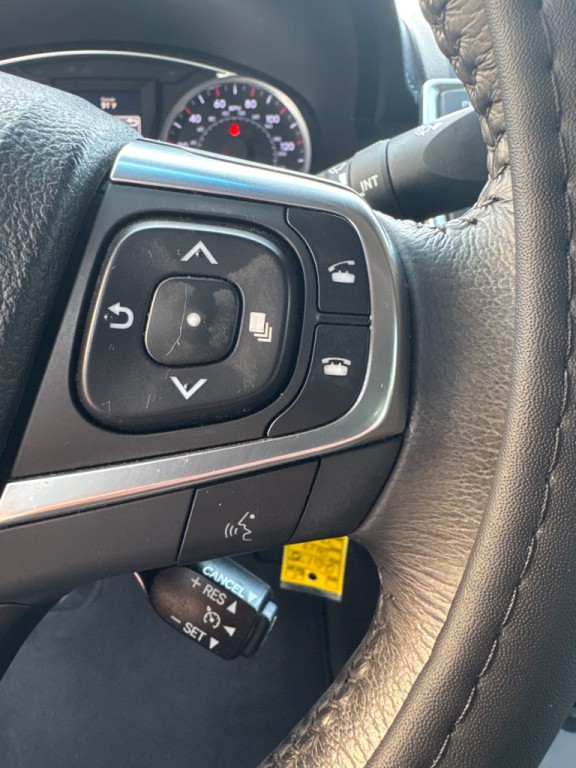 2017 Toyota Camry Image 34