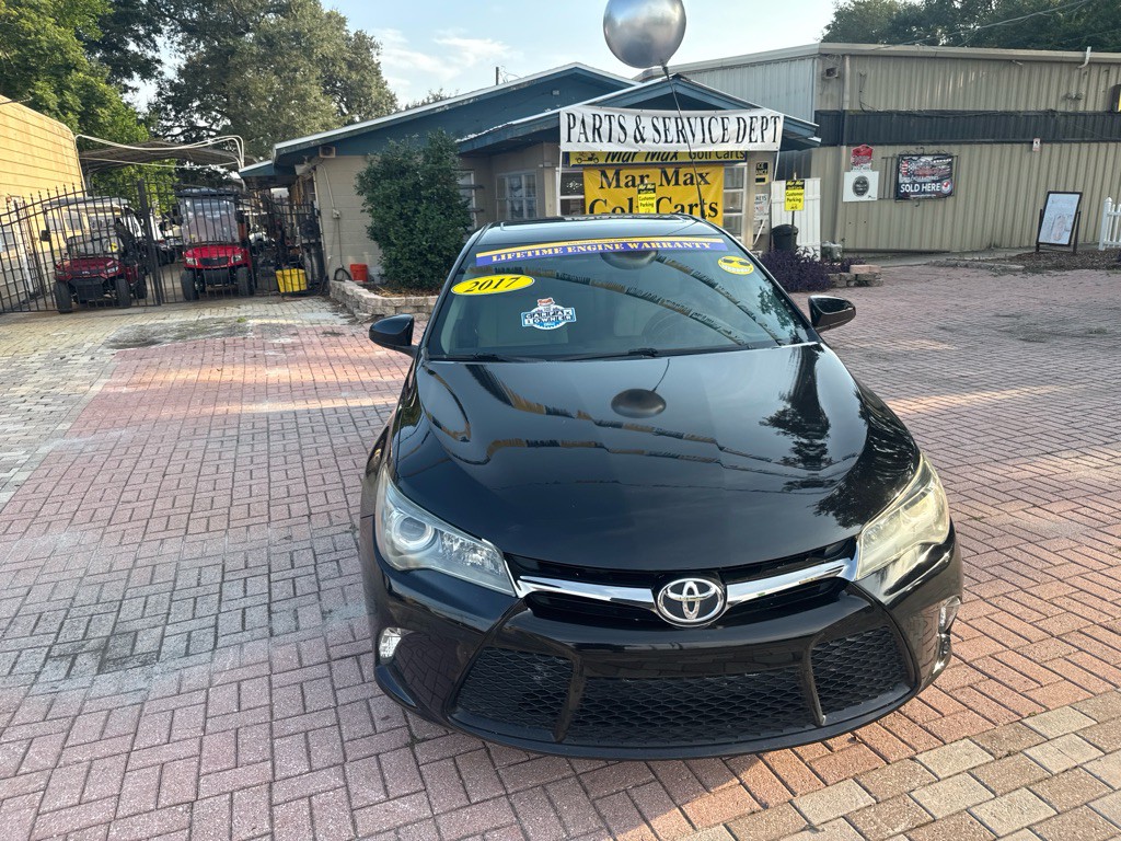 2017 Toyota Camry Image 41