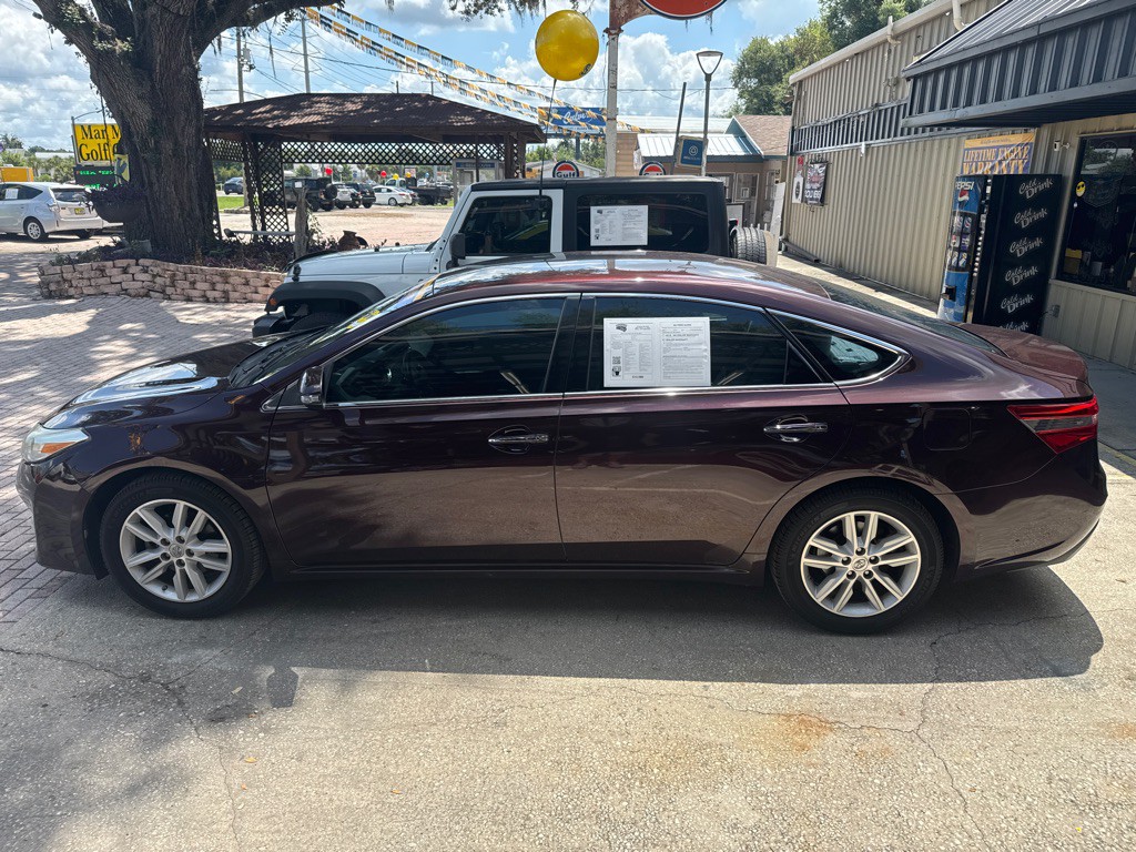 2013 Toyota Avalon Image 4