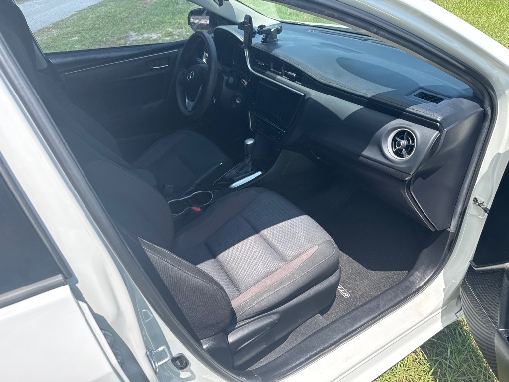 2018 Toyota Corolla Image 23