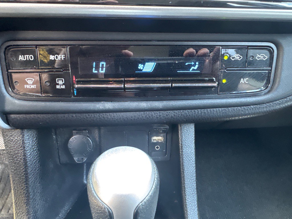 2018 Toyota Corolla Image 33