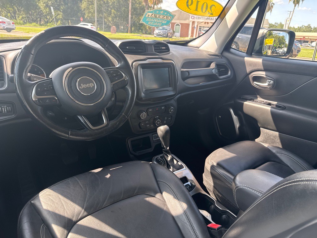 2019 Jeep Renegade Image 22