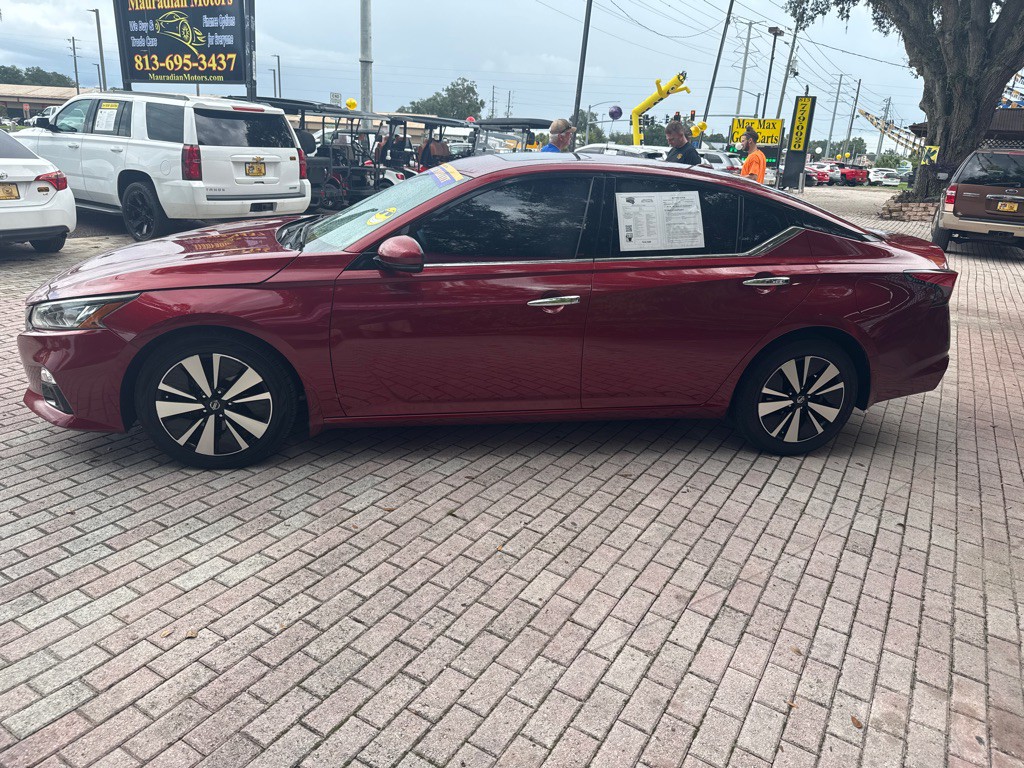 2019 Nissan Altima Image 4