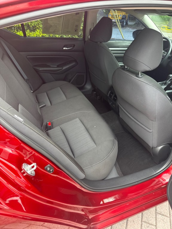 2019 Nissan Altima Image 15