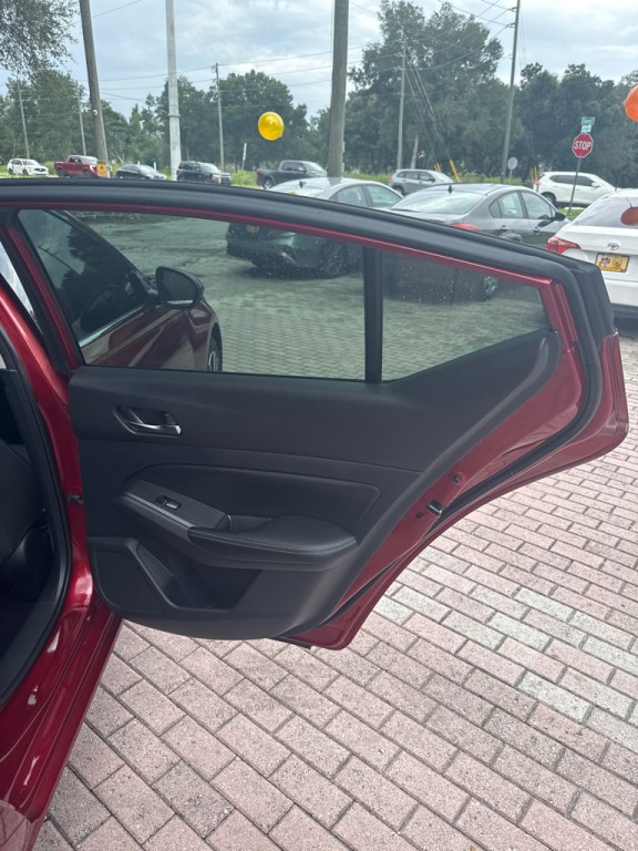 2019 Nissan Altima Image 16