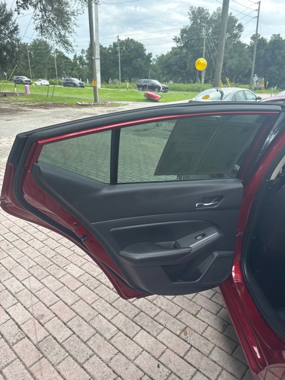 2019 Nissan Altima Image 22