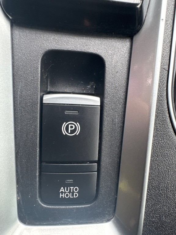 2019 Nissan Altima Image 30