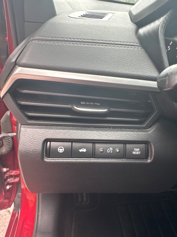 2019 Nissan Altima Image 32
