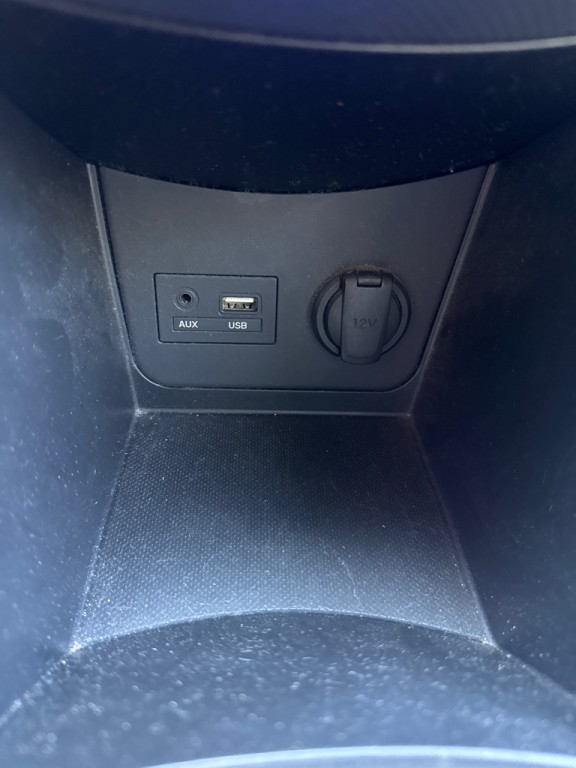 2015 Hyundai Accent Image 26