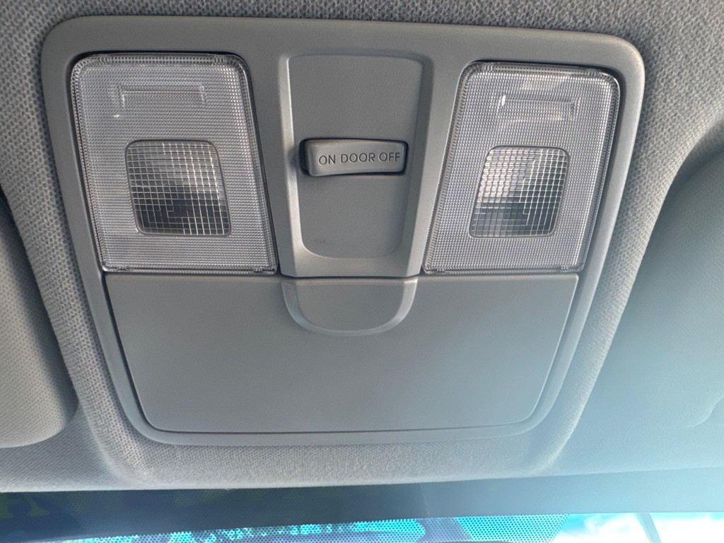2015 Hyundai Accent Image 28